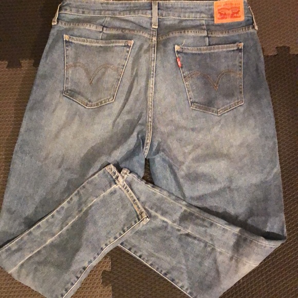 Women’s Levi’s - Picture 11 of 12
